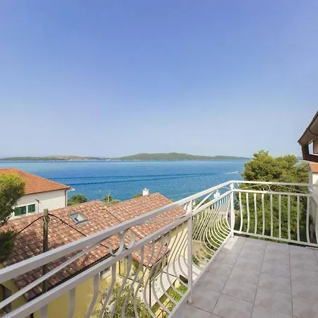 By Adriatic Sea Near Ibenik شقة