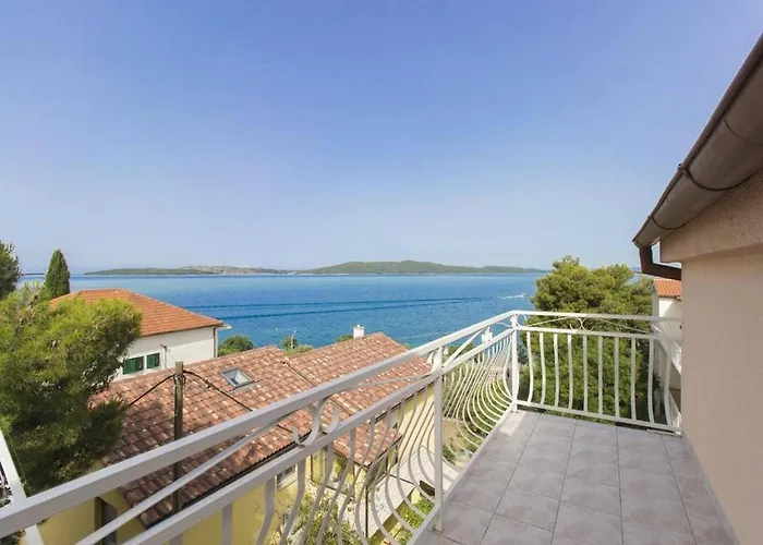 By Adriatic Sea Near Ibenik Apartmán